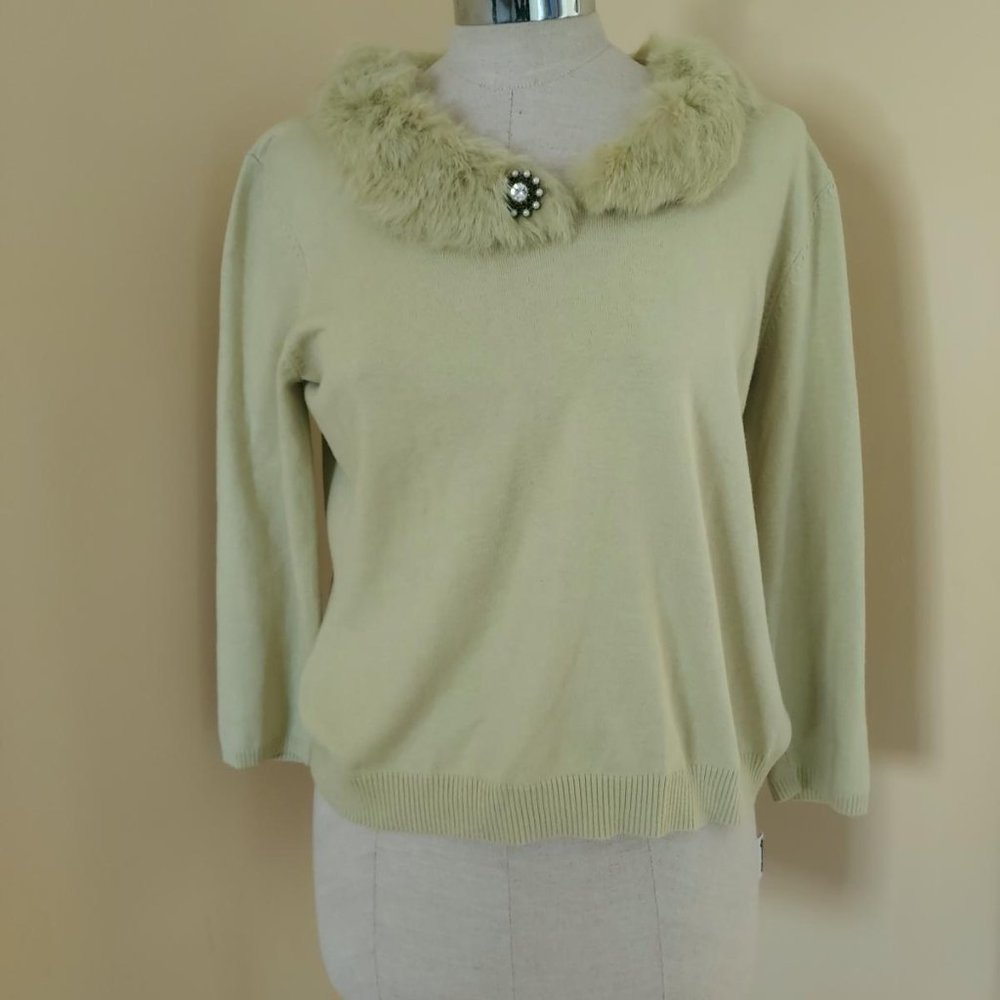 BEAUTIFUL EMMA JAMES MINT GREEN SWEATER RABBIT FUR COLLAR MED